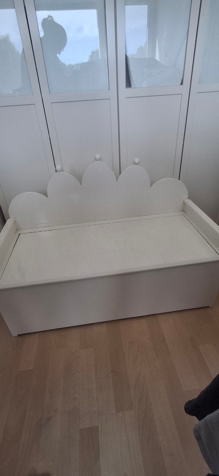 Witte speelgoedkist / opbergbankje met wolkjes, Ophalen, Gebruikt, Overige typen