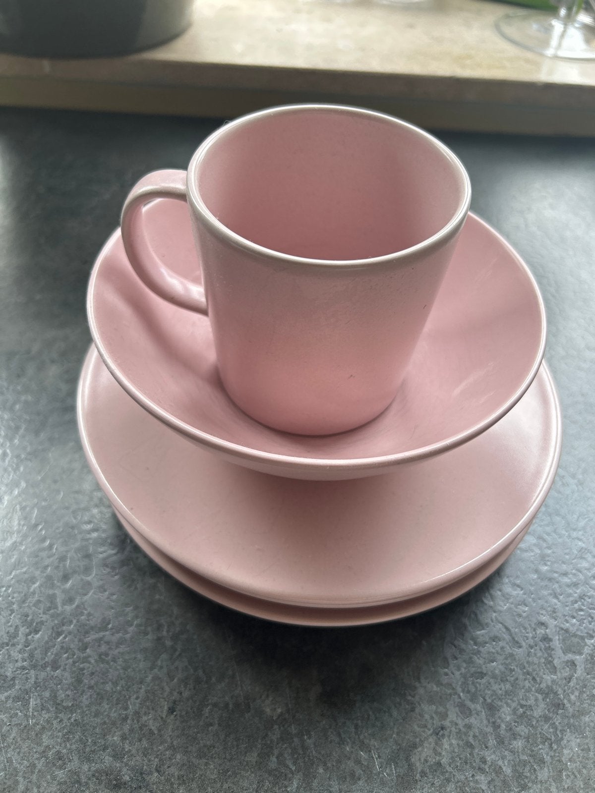 IKEA FÄRGRIK servies - Roze, Gebruikt, IKEA, Ophalen of Verzenden, Modern