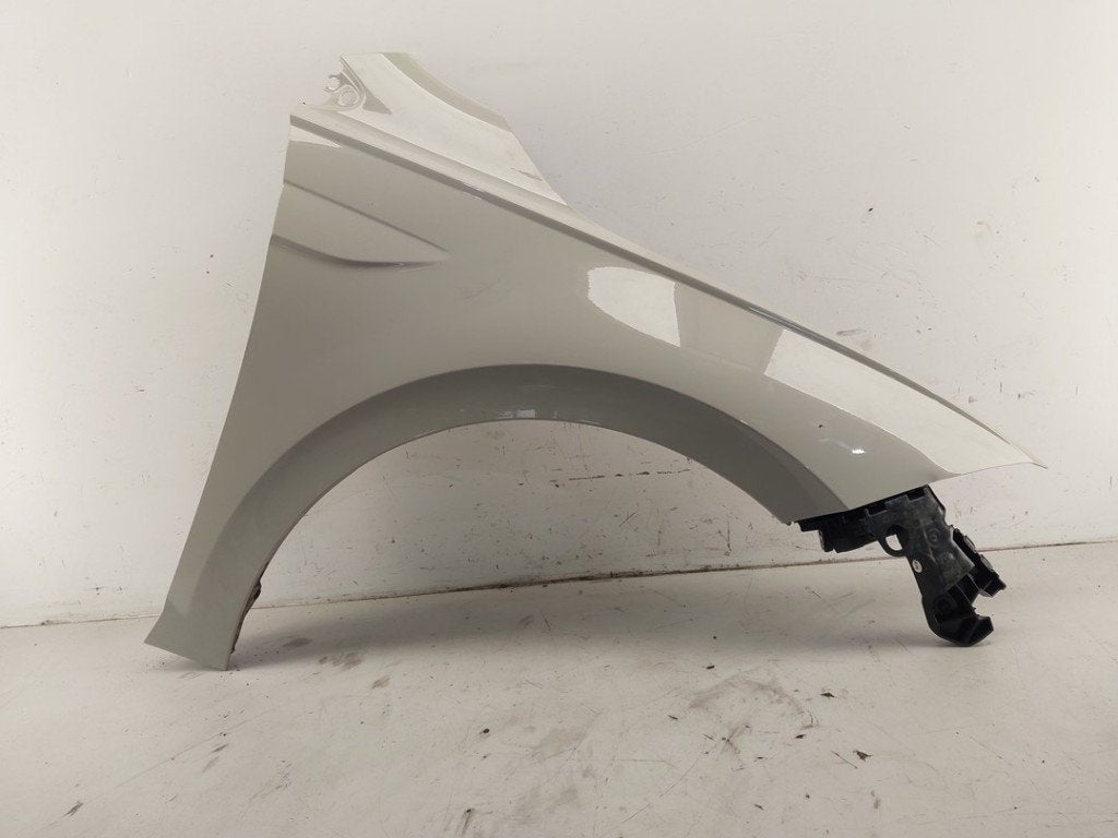 Spatbord Rechts Voor Volkswagen Polo VI (AW1) 2024 2G0821106, Gebruikt, Volkswagen, Volkswagen AG, Kundenbetreuung@volkswagen.de