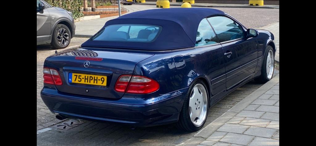 Mercedes-Benz CLK 2.0 Clk200 Cabrio Sport AUT 2000 Blauw, Automaat, 1998 cc, 4 cilinders, Cabriolet