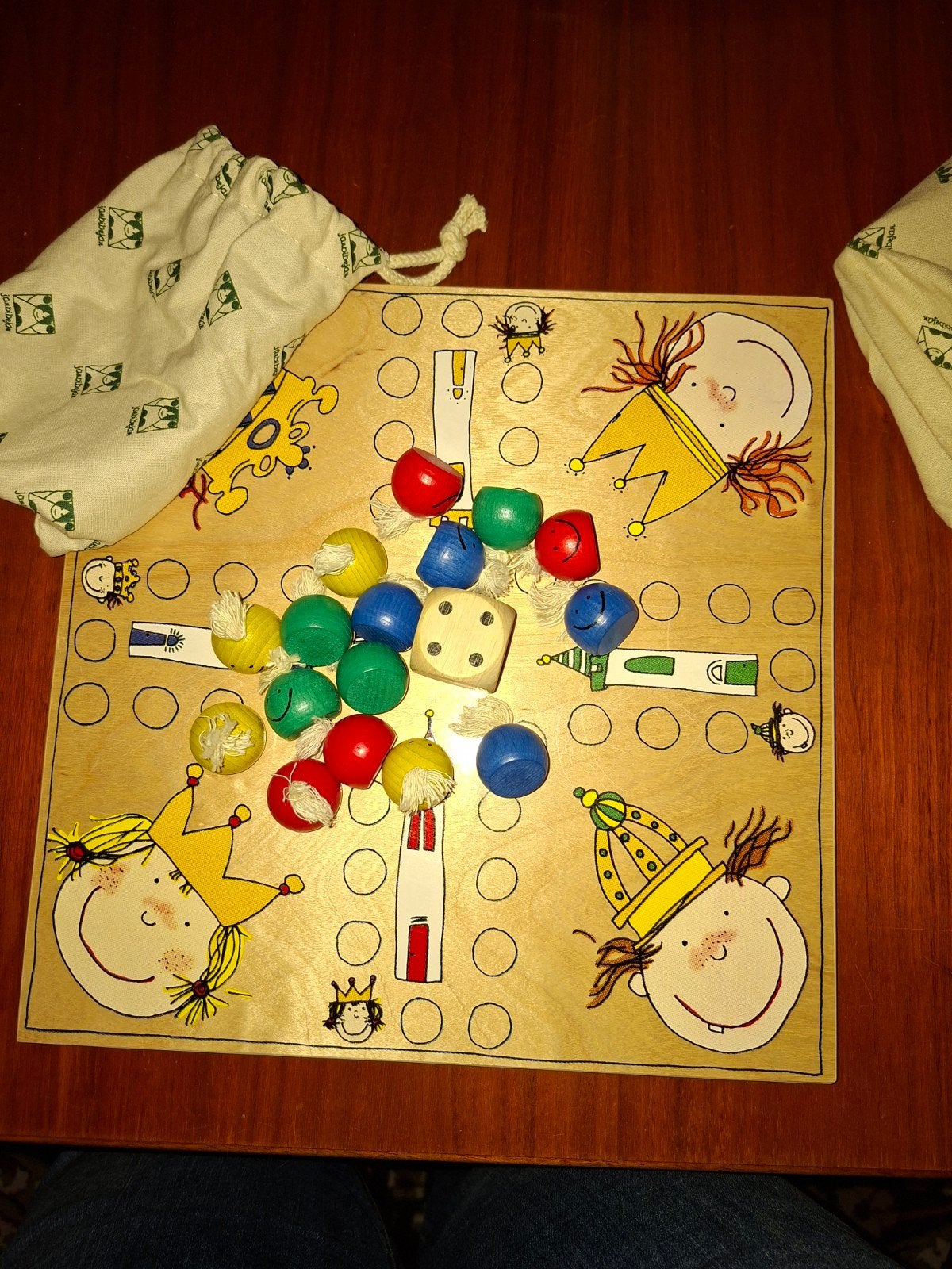 houten bordspel Janbibejan Koninsspel., Ophalen, Zo goed als nieuw