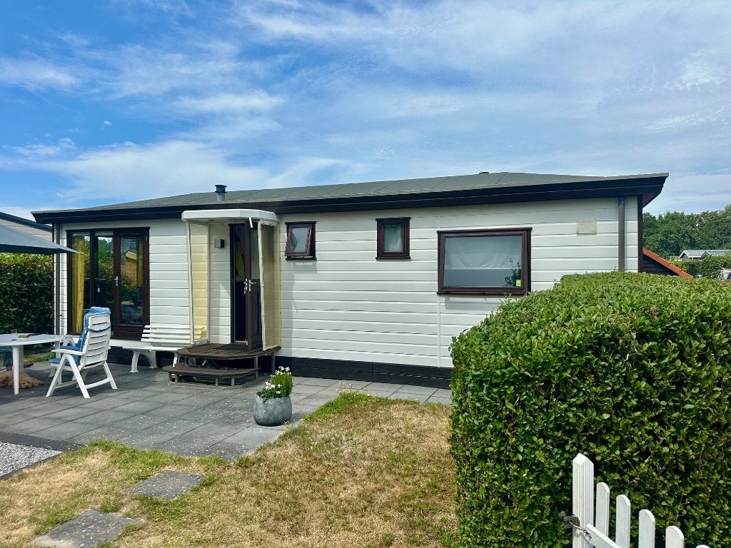 Kunststof chalet piramidedak dubbelglas incl.transport NL ♦️, Caravans en Kamperen, Tot en met 4