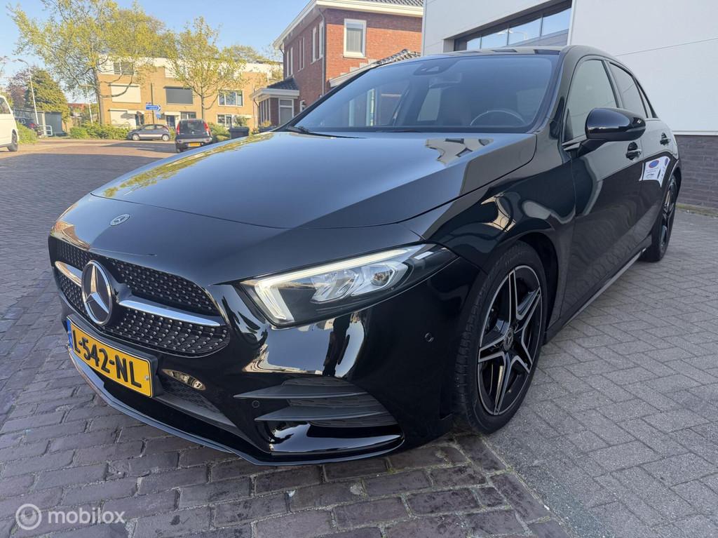 Mercedes A-Klasse A200 AMG Pakket| Camera | Sfeerverlichting, Auto's, Gebruikt, Euro 6, 4 cilinders, 1600 kg