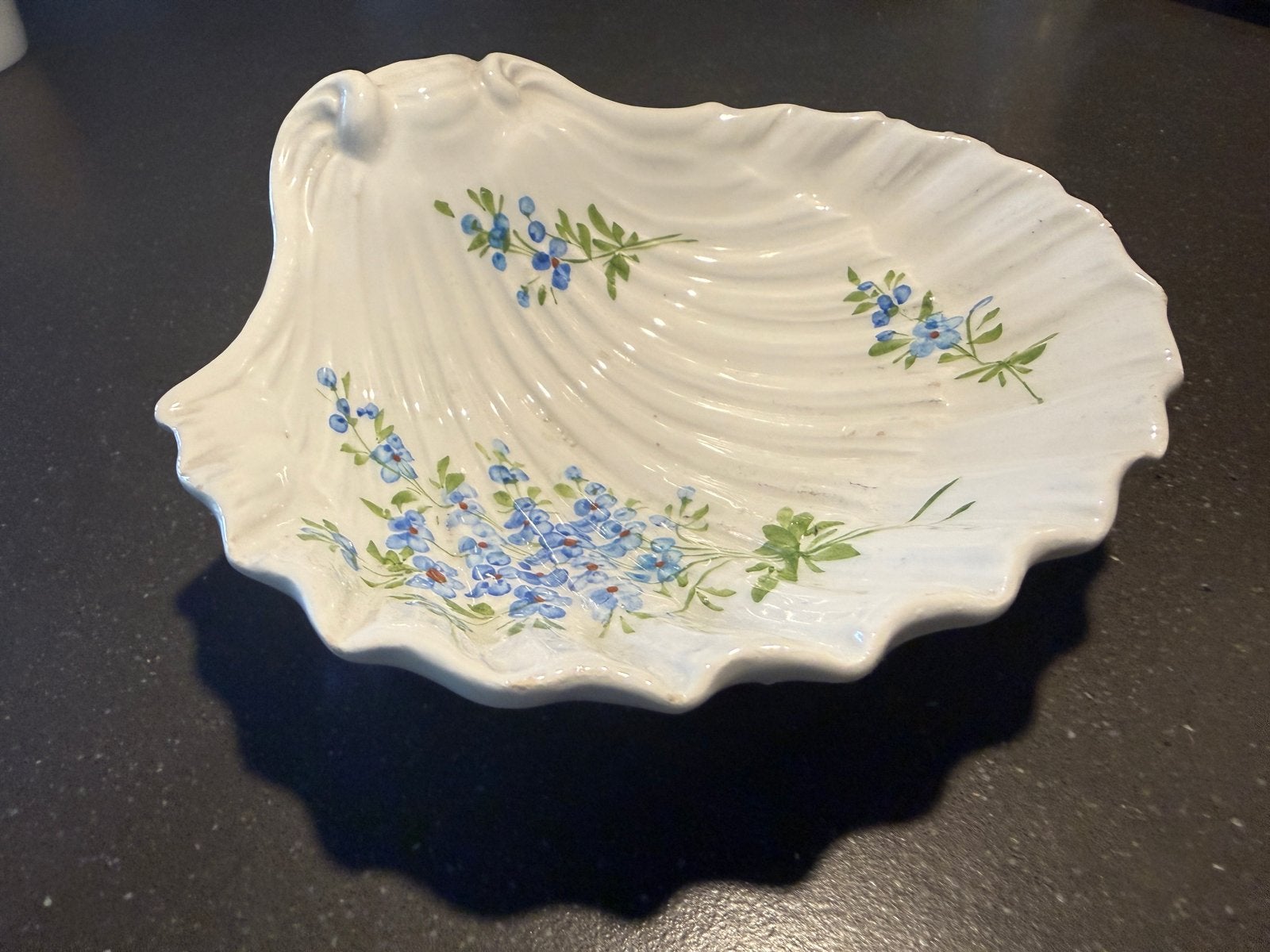 Prachtig keramiekschaaltje in de vorm van een schelp, Ophalen of Verzenden