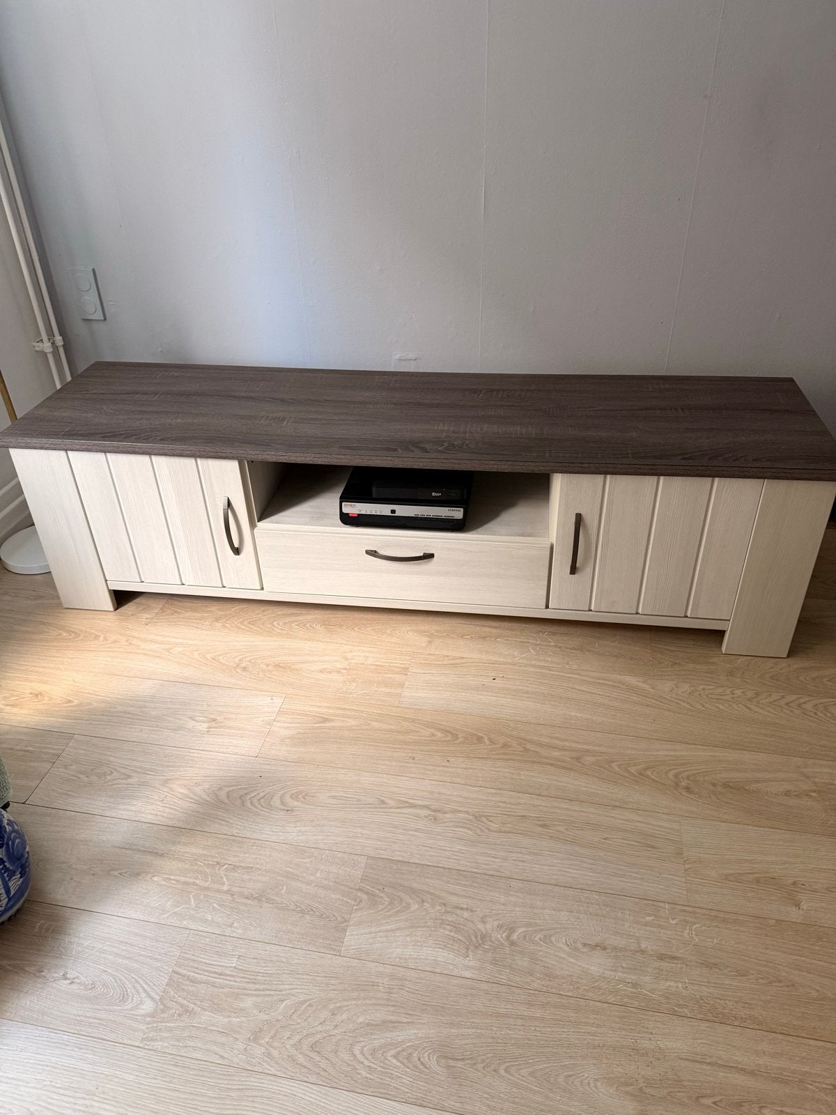 Tv meubel + bijpasssende tafel, Ophalen, Zo goed als nieuw, 25 tot 50 cm