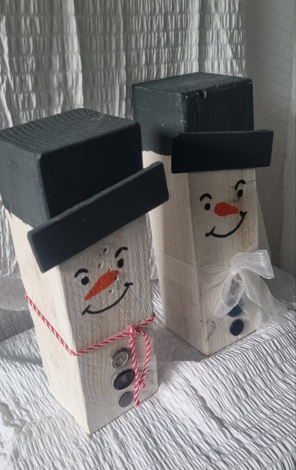 2 houten sneeuwpoppen blokken, Diversen, Ophalen of Verzenden, Zo goed als nieuw
