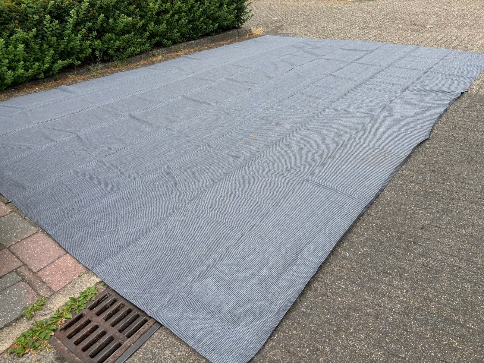 Groot (6x4 mtr) buitenkleed met stevige stoffen zak, Ophalen, Zo goed als nieuw