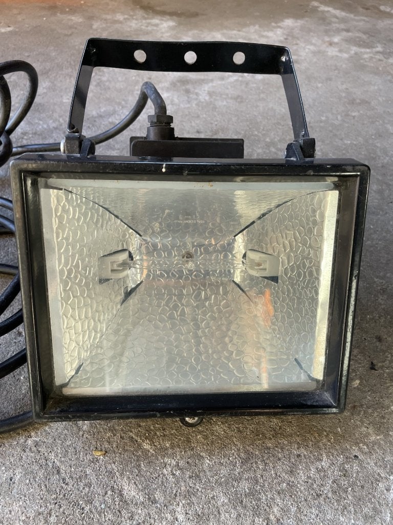 SCHIJNWERPER 300WATT , met 5 metersnoer + stekker., Ophalen of Verzenden, 200 tot 500 watt