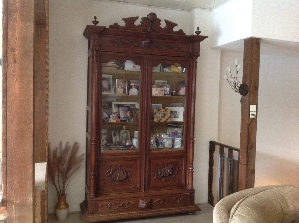 Antieke vitrine kast, Antiek en Kunst, Ophalen