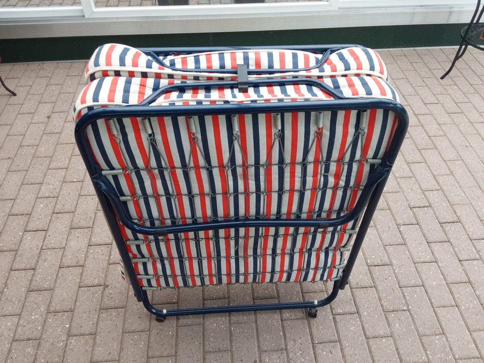 Opvouwbaar logeerbed met matras - Eenpersoons, Huis en Inrichting, Ophalen, Gebruikt, Eenpersoons, Blauw