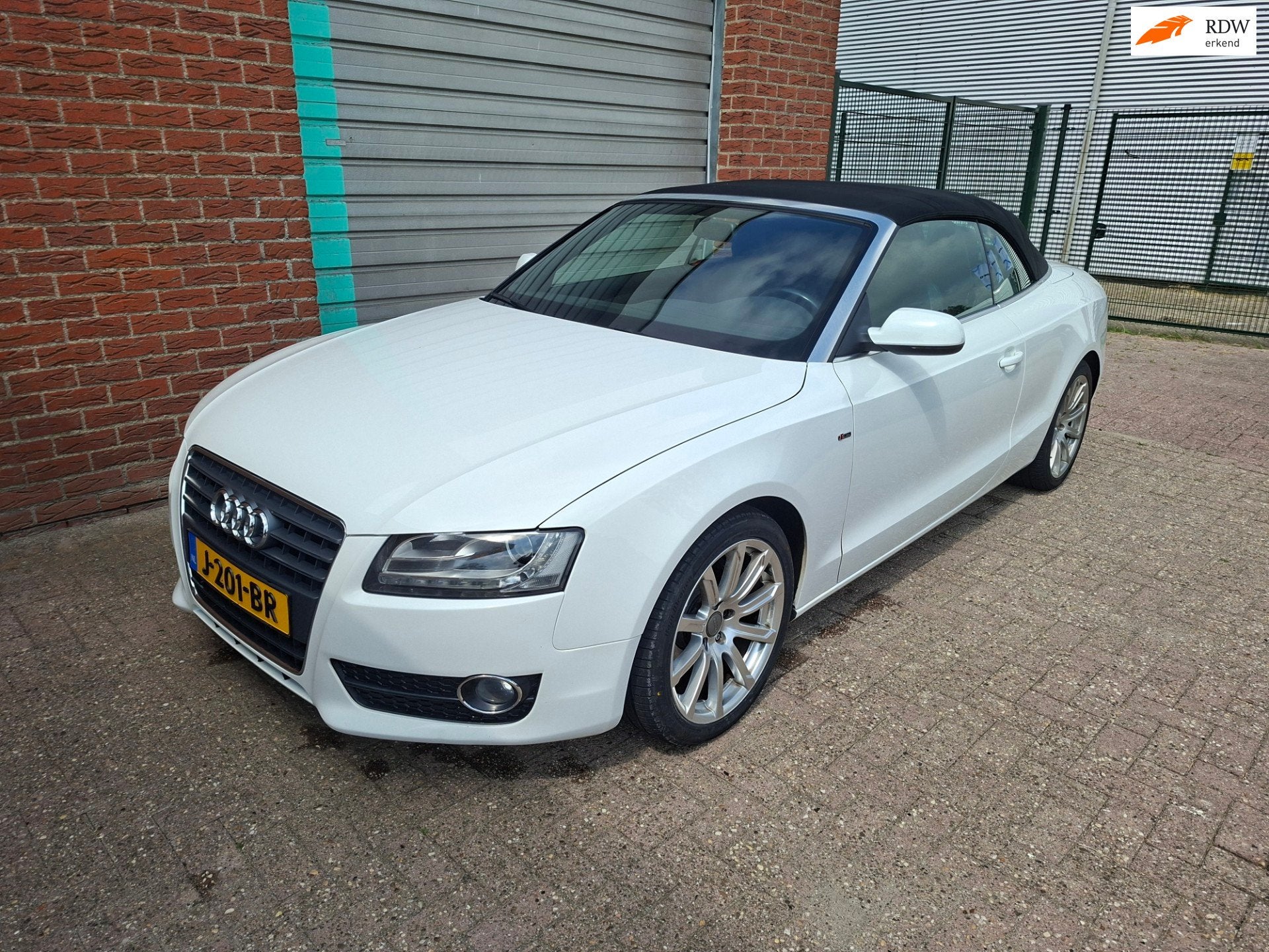 Audi A5 Cabriolet 1.8 TFSI Clima navi, Auto's, Audi, Voorwielaandrijving, Euro 5, Gebruikt, Zwart