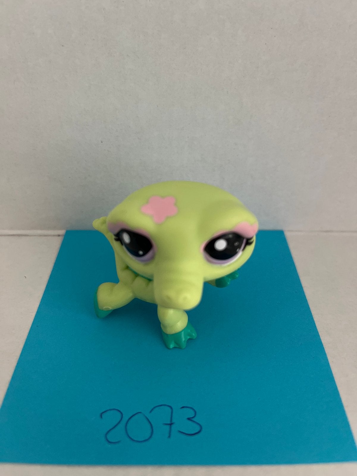 LPS Krokodil/Alligator Groen met Roze Bloem #2073, Kinderen en Baby's, Ophalen of Verzenden, Gebruikt, Jongen of Meisje
