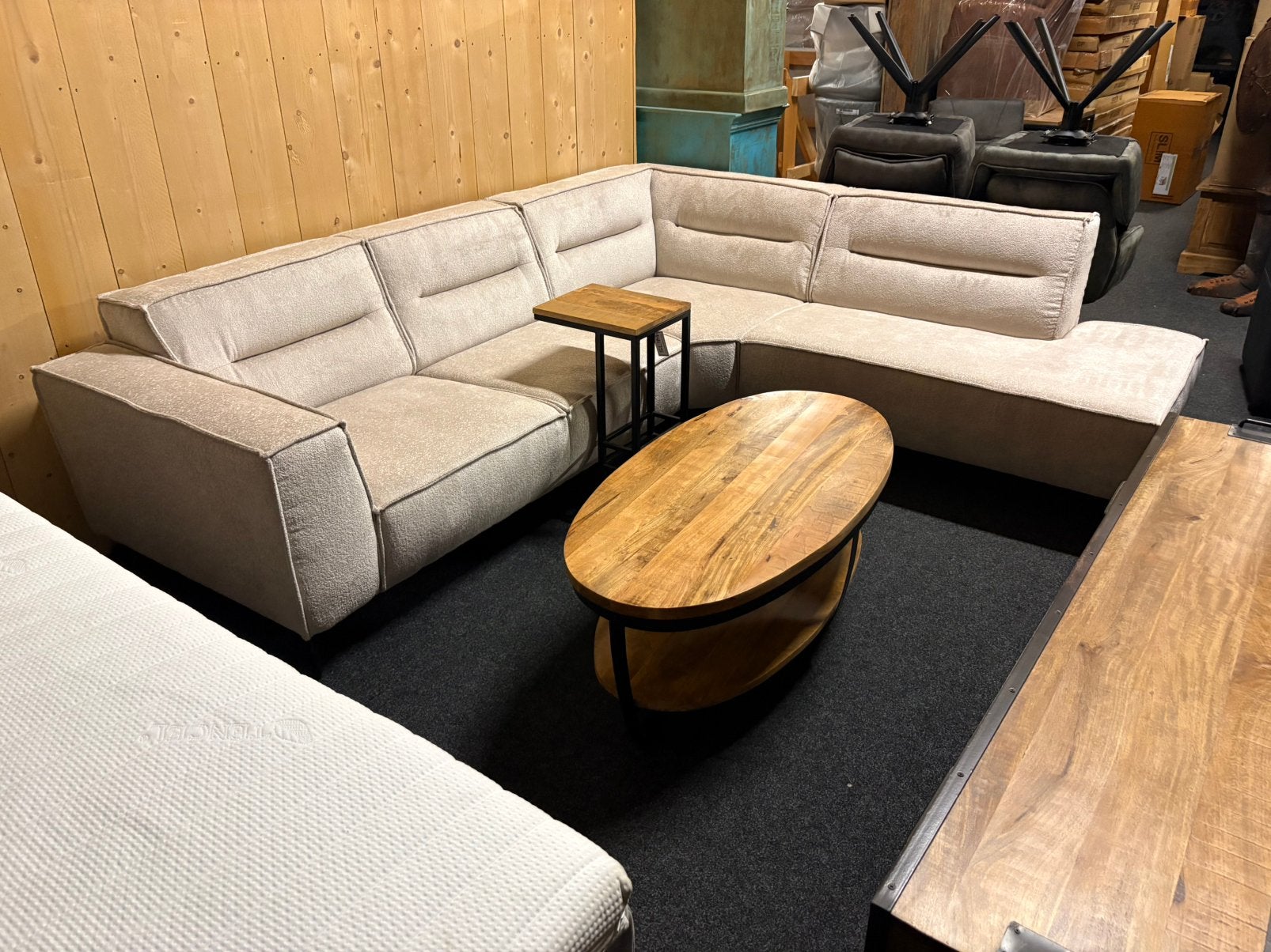 Hoekbank teddy stof, direct leverbaar bankstel creme, Slim meubelen, Lindberghstraat 29, Nieuw, Ophalen of Verzenden