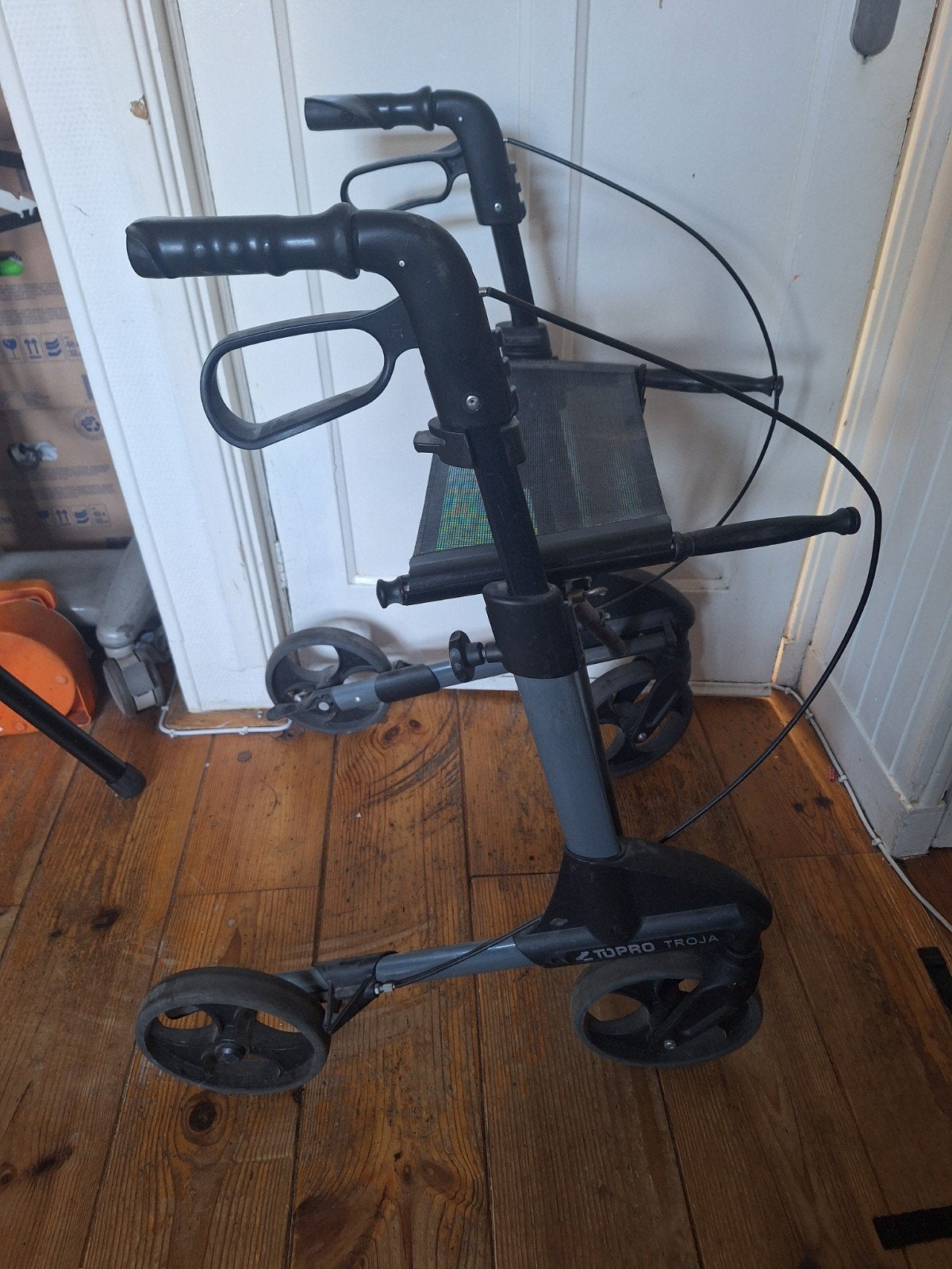 Topro Troja rollator – stevig en compact., Diversen, Rollators, Ophalen, Opvouwbaar, Gebruikt