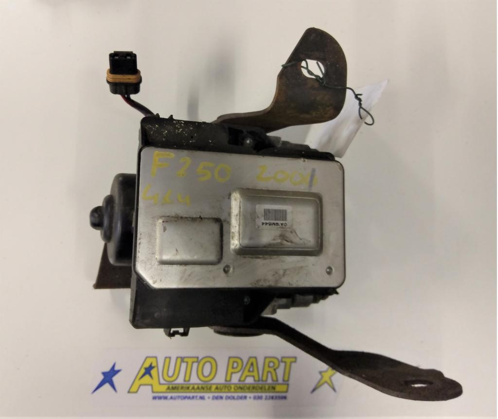 Ford F250 ABS pomp 2001, Gebruikt, Ford motor company, Ford USA, P.O. Box 6248, Dearborn, MI 48126