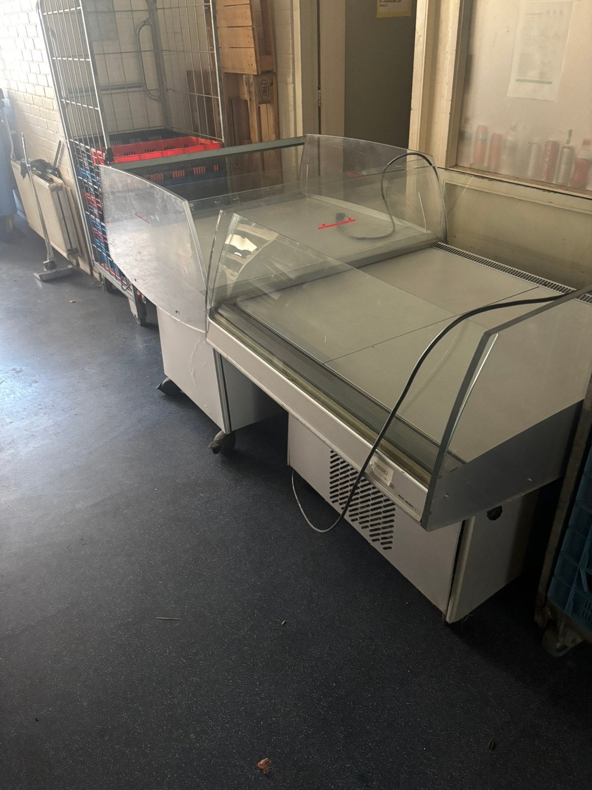 3x koeltoonbank voor in de winkels, 200 liter of meer, Ophalen, Zonder vriesvak, 160 cm of meer