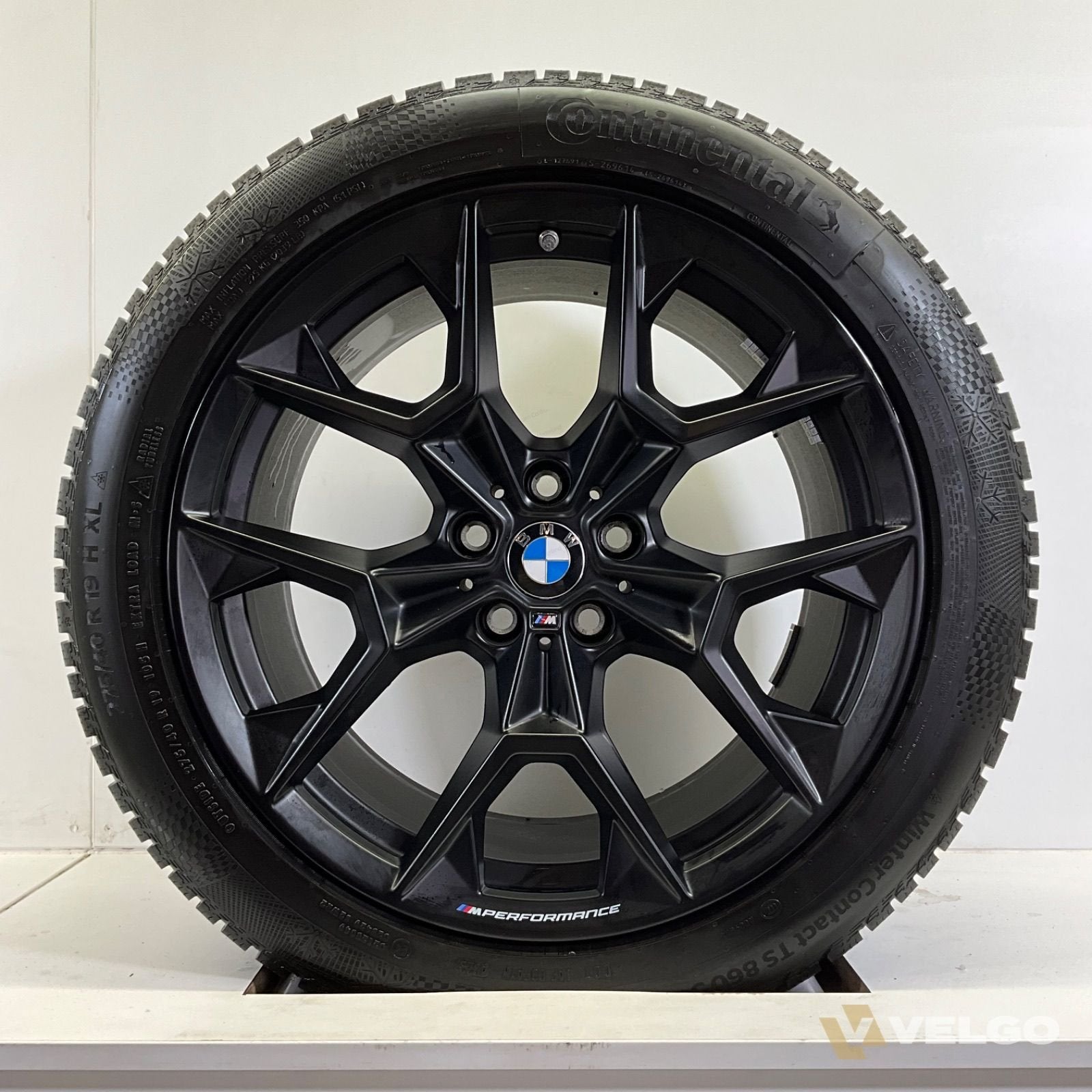 BMW I5 5 SERIE G60 G61 WINTERBANDEN 942M 19 INCH, Auto-onderdelen, 19 inch, -, -, Banden en Velgen
