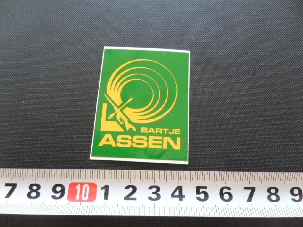 sticker Assen Bartje sportclub GB014, Ophalen, Zo goed als nieuw