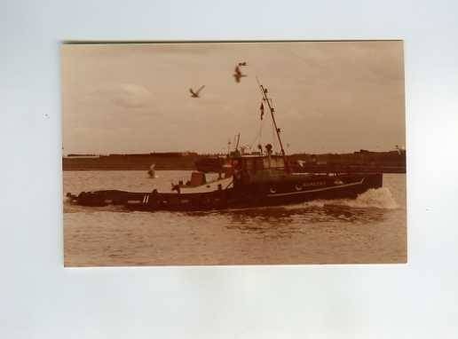 scheepvaart-foto-demeter-2x, Ophalen of Verzenden, Zo goed als nieuw, Motorboot, Boek of Tijdschrift