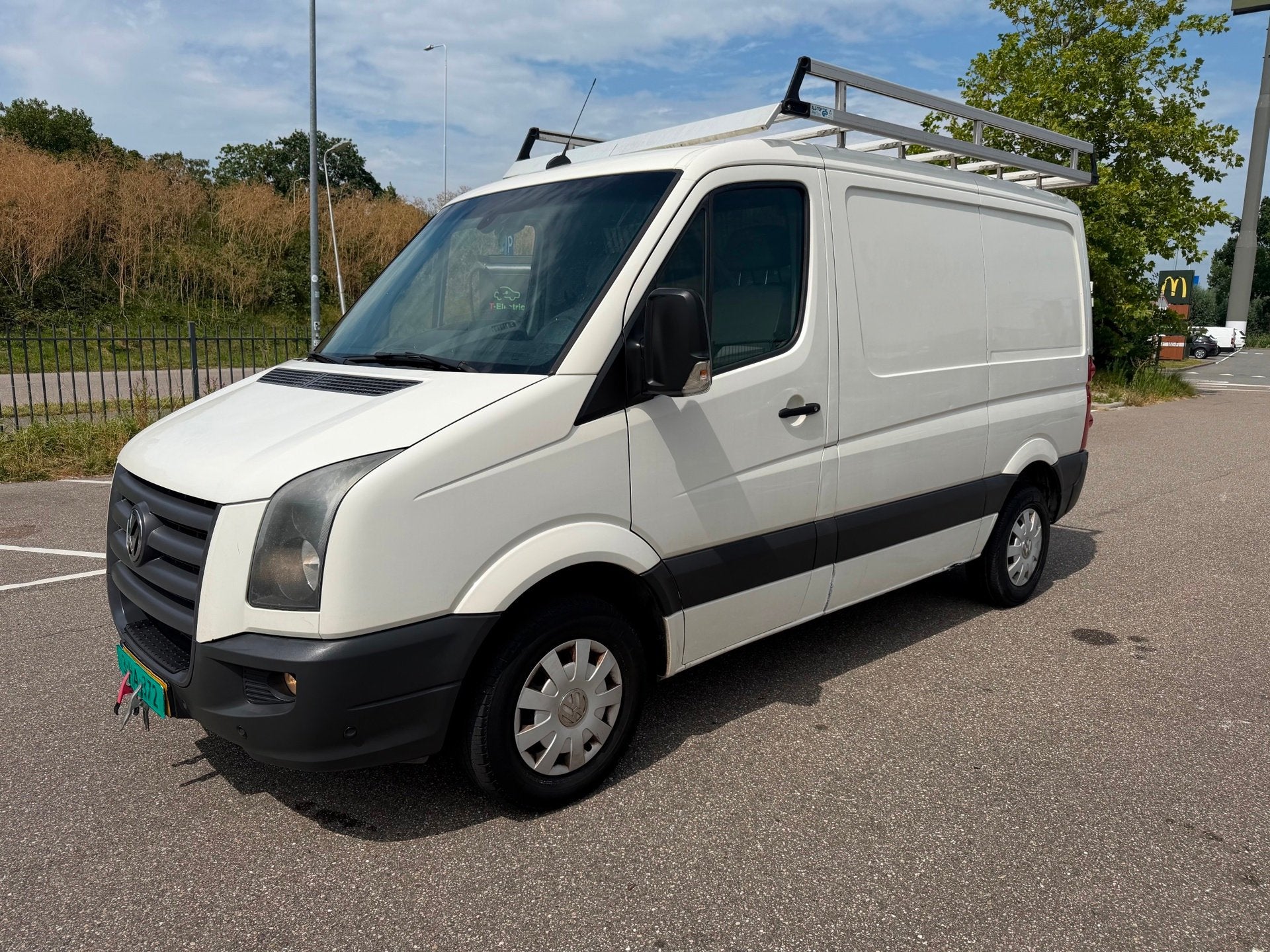 Volkswagen Crafter 30 2.5 TDI L1H11EURO 4!WEINING KM:185200N, Gebruikt, Parkeersensor, Wit, Origineel Nederlands