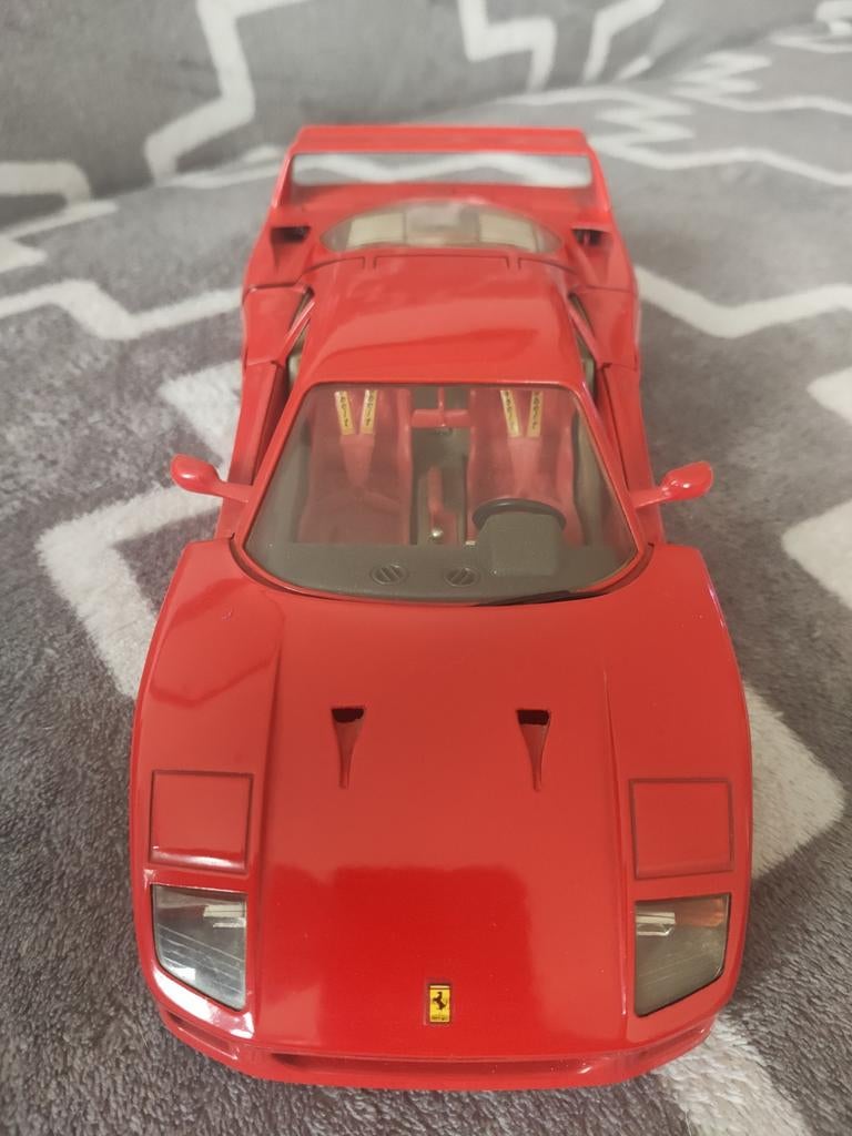 Ferrari F40 1:18 Bburago, Ophalen of Verzenden, Zo goed als nieuw, Auto, Bburago