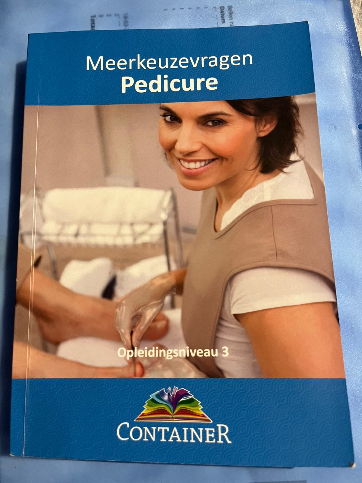Pedicure studieboeken, Ophalen of Verzenden, Zo goed als nieuw, Overige niveaus