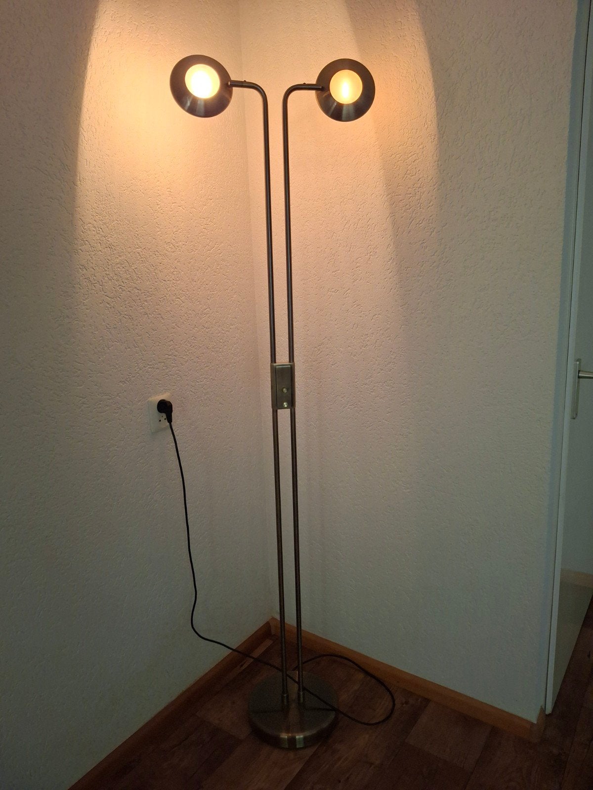 Vloerlamp met twee spots en dimmers - Jan des Bouvrie, Ophalen