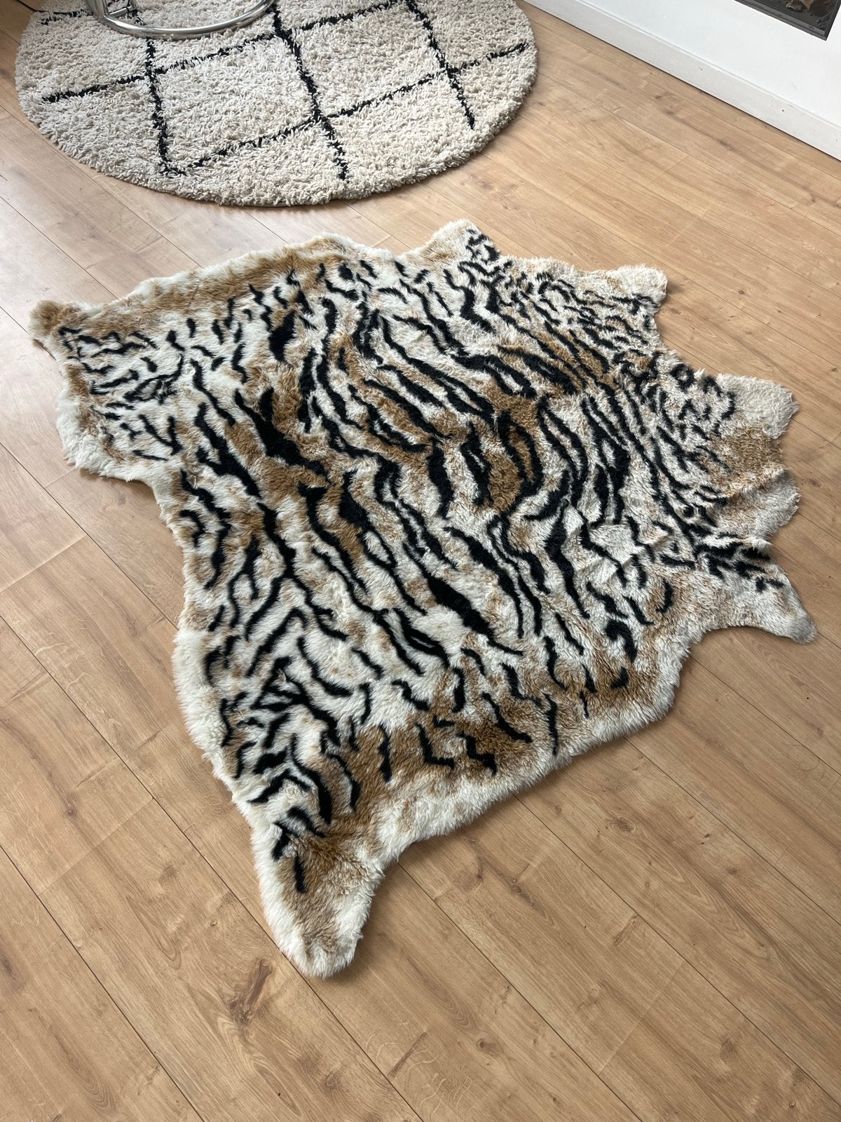 Vloerkleed met dierenprint (tijger), Ophalen, Gebruikt, Beige, Overige vormen