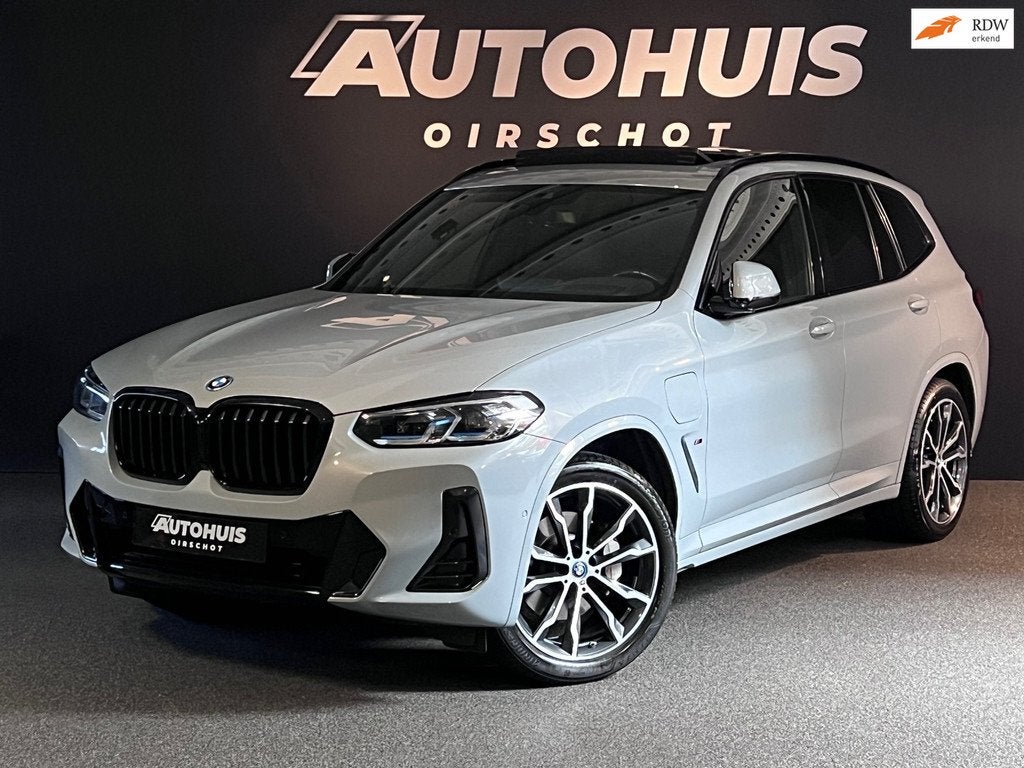 BMW X3 XDrive30e High Executive Edition M Pano/ Memory stoel, 1998 cc, Gebruikt, Zwart, Bedrijf