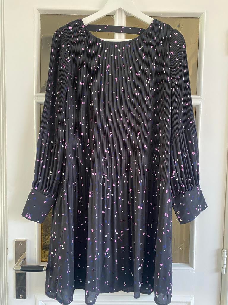 mooie zomerjurk van selected femme /maat 34, Zwart, Ophalen of Verzenden, Maat 34 (XS) of kleiner, Gedragen