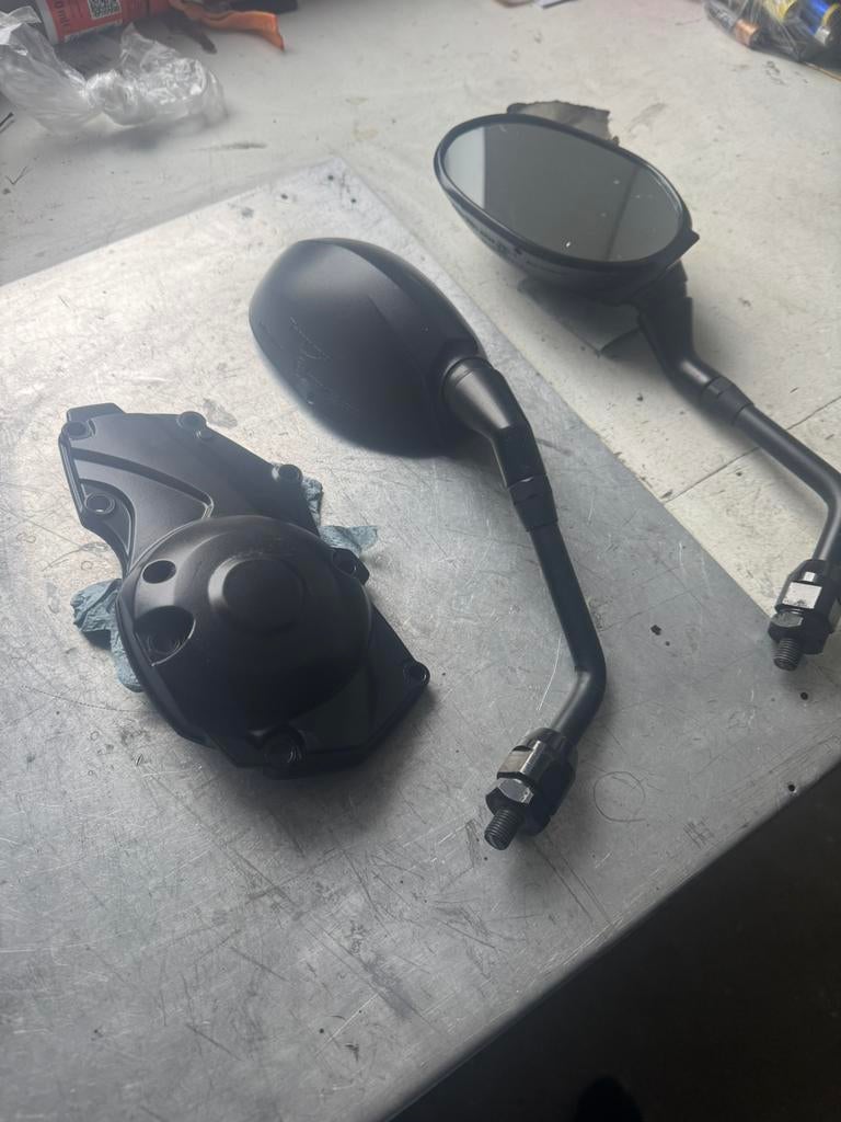 Triumph onderdelen (Street Triple), Ophalen of Verzenden, Zo goed als nieuw, Piaggio