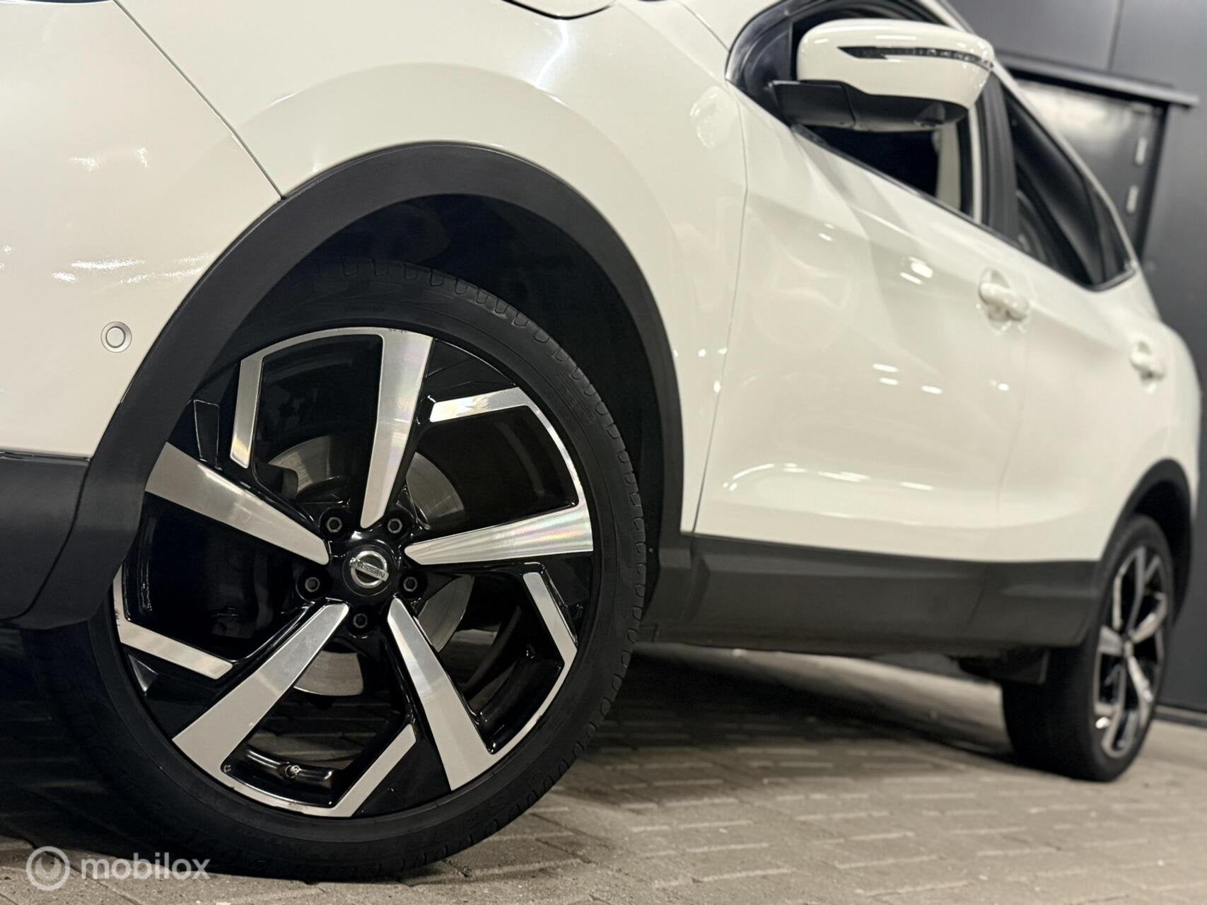 Nissan Qashqai 1.2 full option! Dealer onderhouden|bose|pano, Auto's, Gebruikt, 4 cilinders, 116 pk, Wit