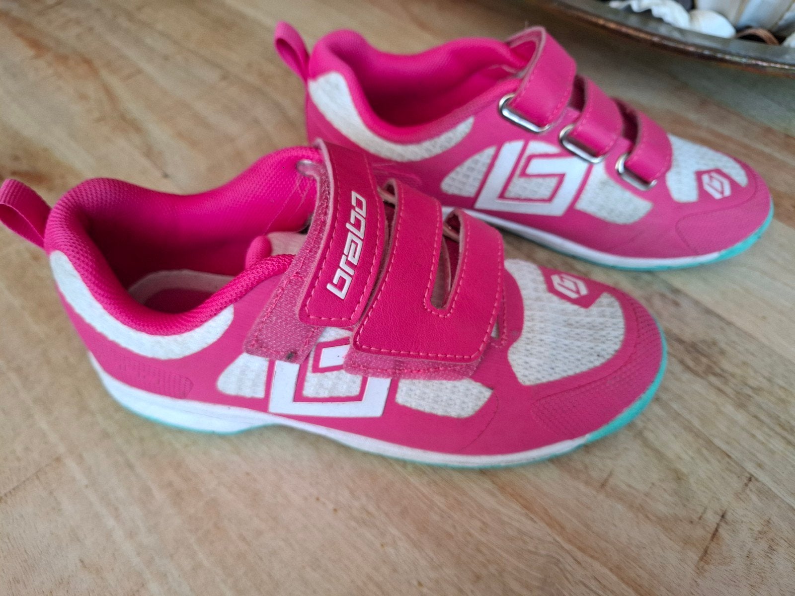 Brabo hockeyschoenen maat 33 - zo goed als nieuw, Verzenden, Zo goed als nieuw, Schoenen