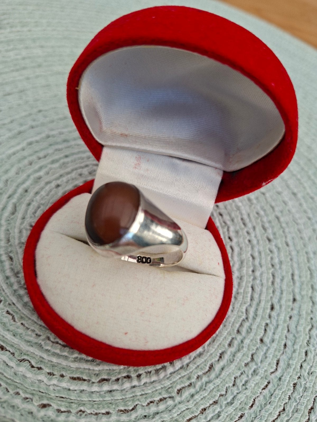 Zilveren ring met bruine steen,, Sieraden, Tassen en Uiterlijk, Ringen, 18 tot 19, Gebruikt, Bruin, Ophalen of Verzenden