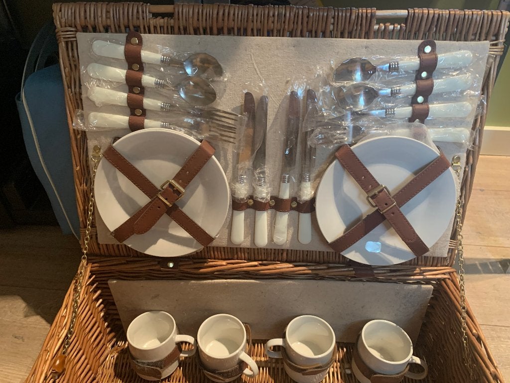 Superleuke picknickmand, Ophalen, Nieuw