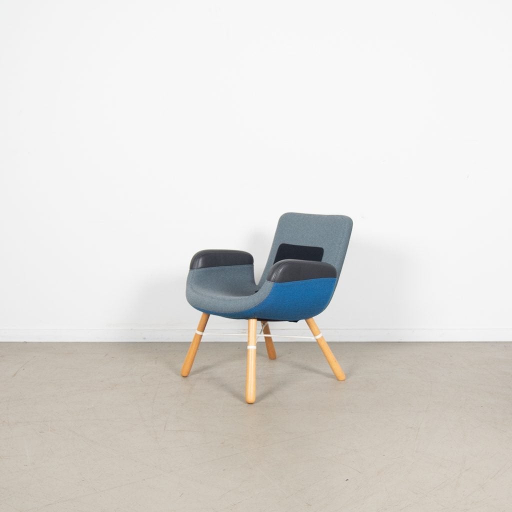 2x Vitra East River Fauteuil Blauw Stof/Leer, Niet ingevuld, Zo goed als nieuw, Niet ingevuld, Niet ingevuld