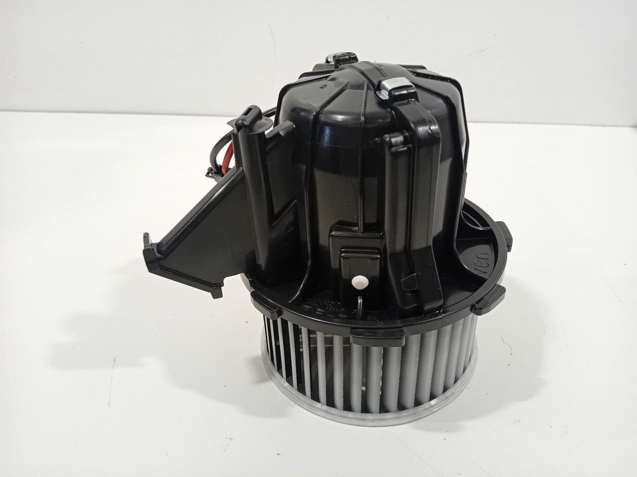 Kachel ventilator motor Audi RS5, Onderdelen@venauto.nl, Van der Ven Autorecycling B.V., Gebruikt, Ettenseweg 76, 4706 PB Roosendaal, The Netherlands