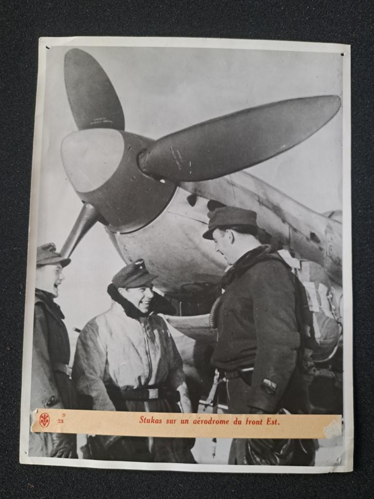 Zeldzame foto: Stuka's op Oostfront vliegveld, Verzamelen, Ophalen of Verzenden