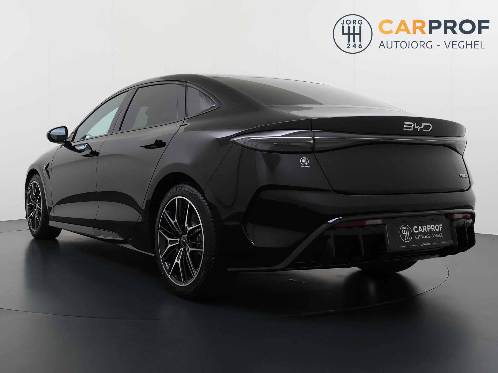 BYD SEAL Design RWD 82.5 kWh 360 Camera | Cruise | Carplay |, Auto's, Automaat, Achterwielaandrijving, Gebruikt, Zwart