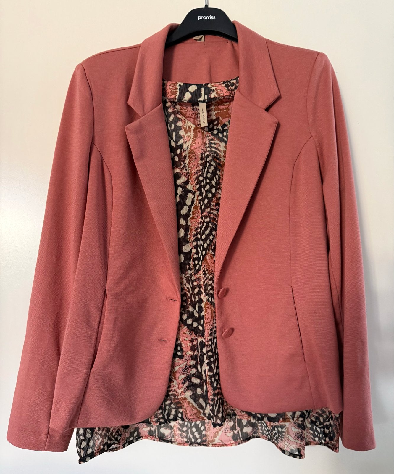 Soya Concept set: Gebloemde blouse & colbert - Maat 44, Ophalen of Verzenden, Zo goed als nieuw, Maat 42/44 (L)