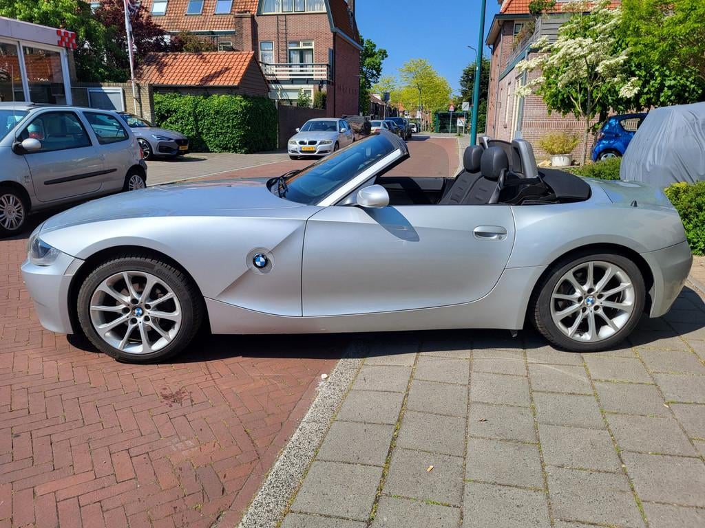 BMW Z4 Roadster 2.0i Anniversary, 13 km/l, Zwart, Origineel Nederlands, Bedrijf