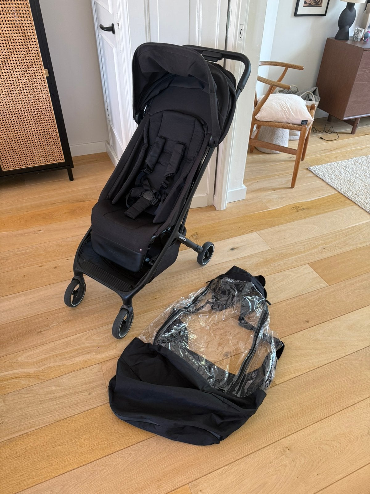Dubatti Smart Buggy E2 zwart, Kinderen en Baby's, Buggy's, Zo goed als nieuw, Regenhoes, Ophalen