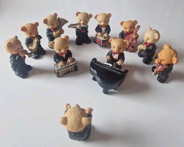 Set van 11 Beertjes Muzikanten Beeldjes Decoratie, Ophalen of Verzenden, Gebruikt
