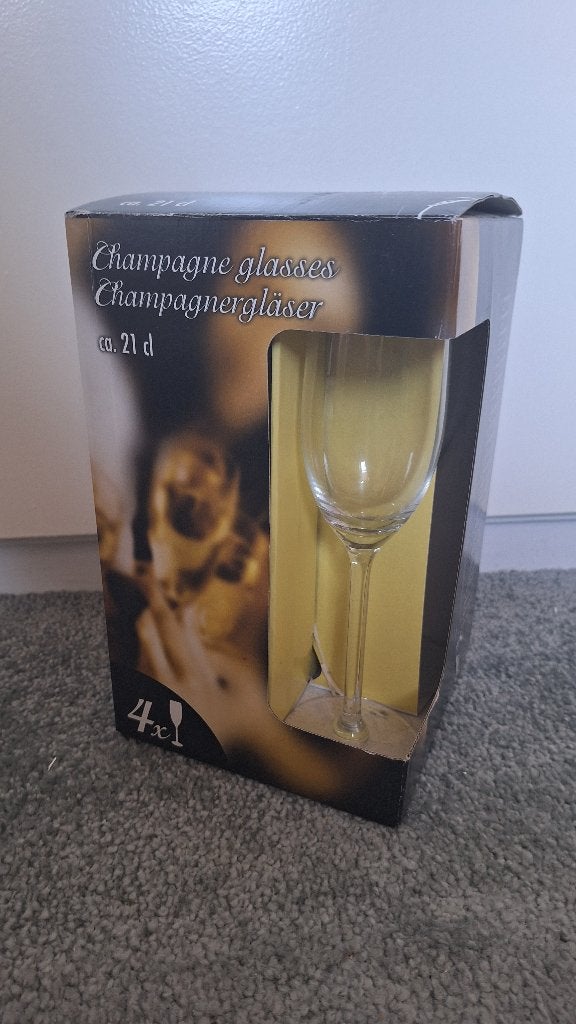 Keuken: Champagne glazen - set van 4 (ca. 21cl), Verzamelen, Ophalen of Verzenden, Nieuw, Overige typen