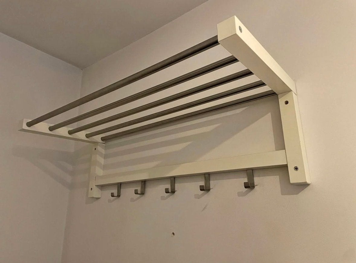 IKEA TJUSIG kapstok met hoedenplank - Wit, Gebruikt, Minder dan 100 cm, Hout, Ophalen