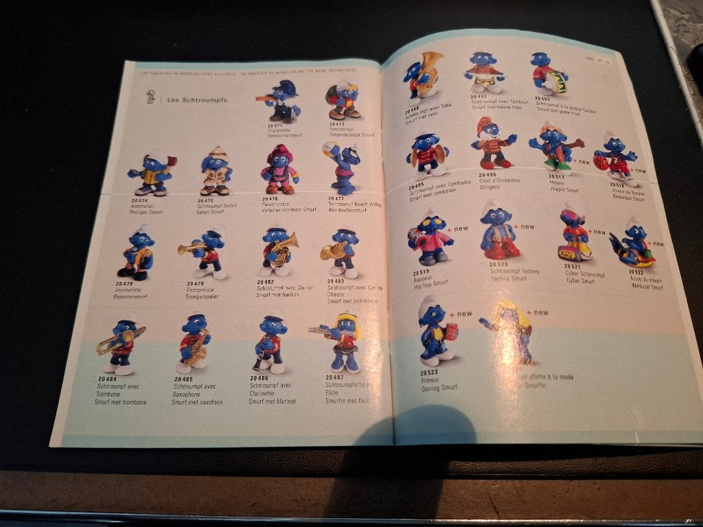 Schleich 2003 catalogus smurf paarden dieren, Ophalen of Verzenden, Gebruikt, Verschillende Smurfen, Overige typen