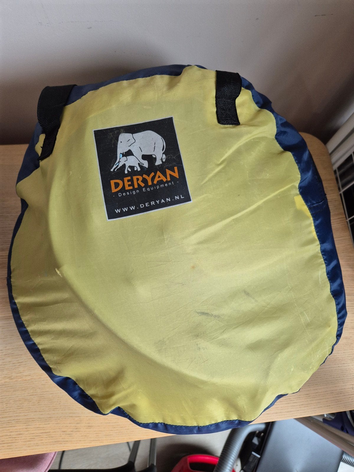 Deryan tentje baby, Ophalen, Gebruikt, Tot en met 2