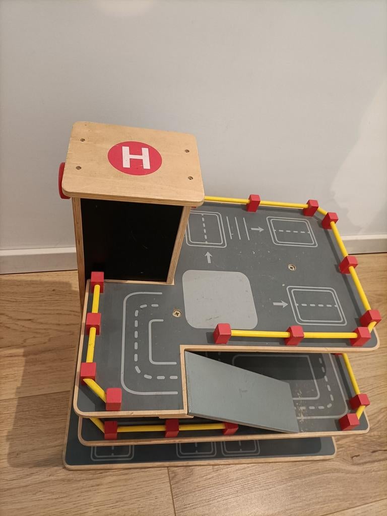 Garage voor auto's hout, Ophalen