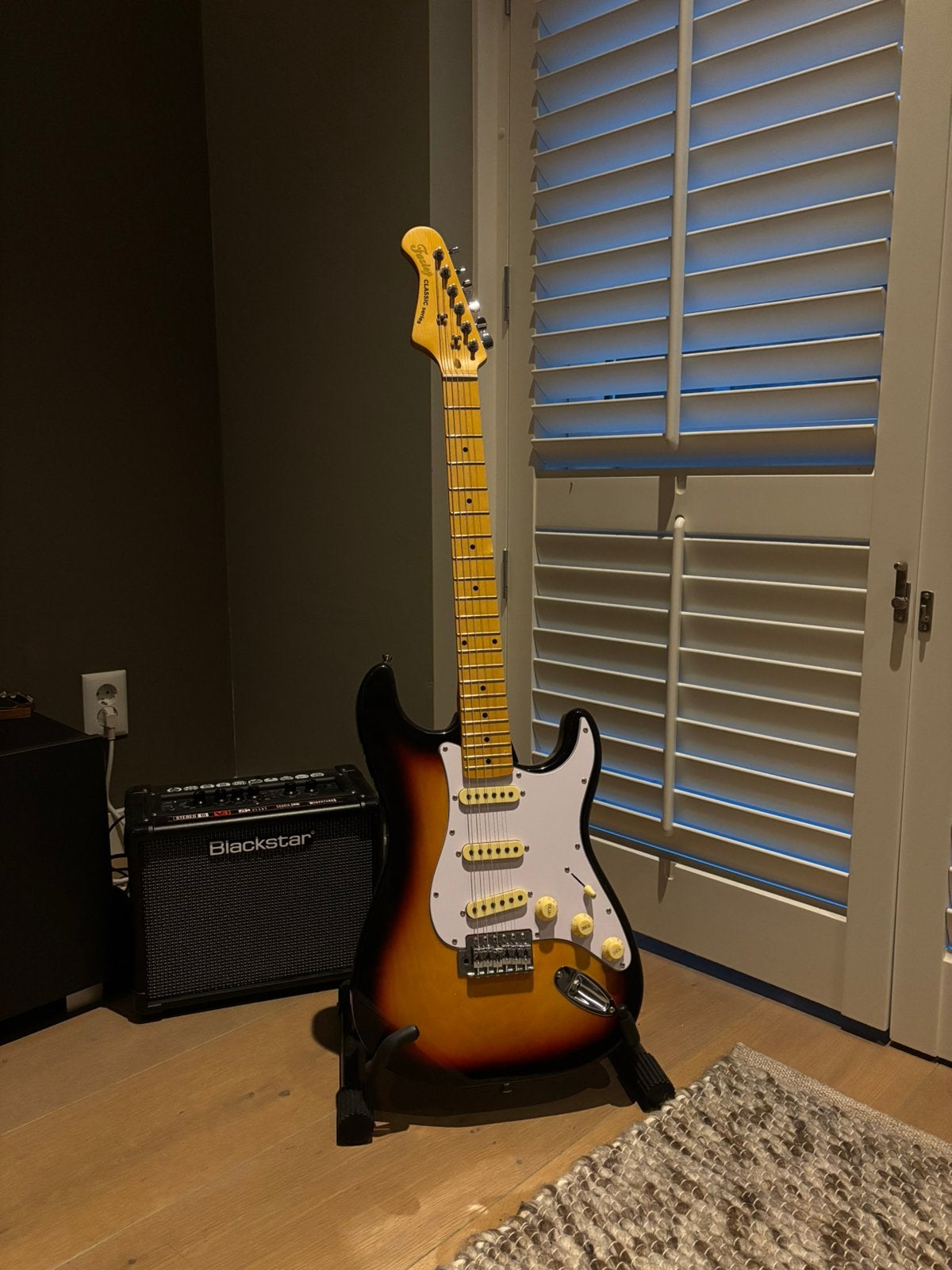 Fazley Classic Series Sunburst, Muziek en Instrumenten, Ophalen of Verzenden, Zo goed als nieuw, Solid body, Overige merken