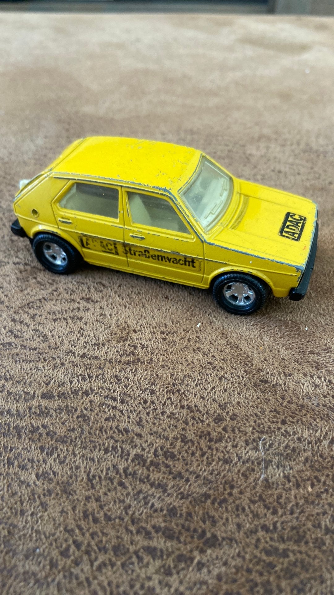 Vw golf matchbox super king, Hobby en Vrije tijd, Modelauto's | Overige schalen, Ophalen of Verzenden, Zo goed als nieuw, Auto
